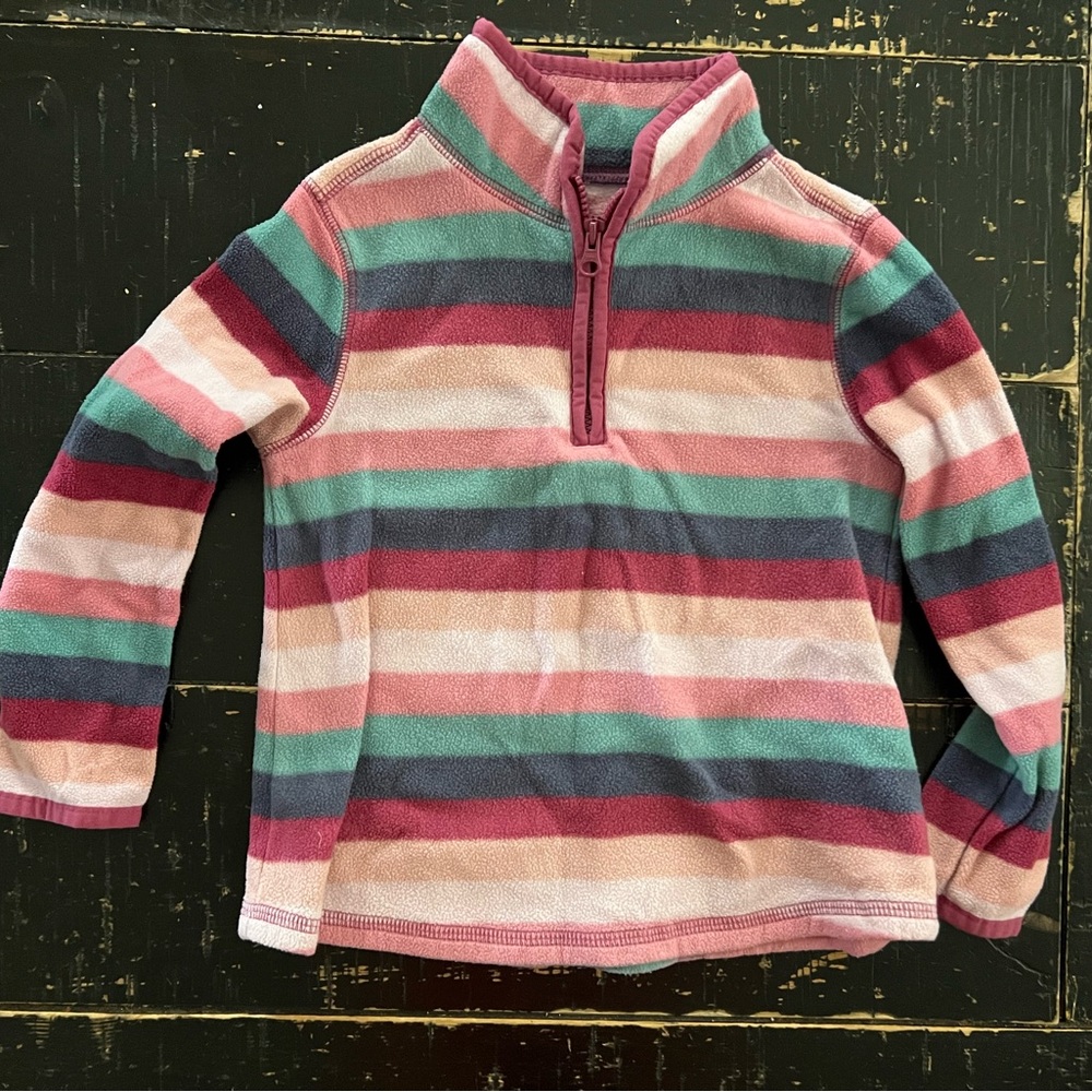 OshKosh B’Gosh Fleece in perfect condition size 3T